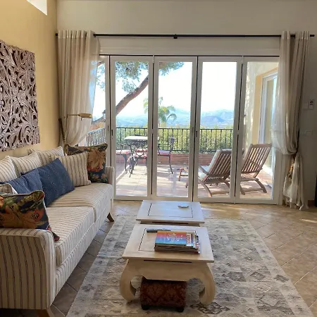 芬卡索瑞萨住宿加早餐旅馆